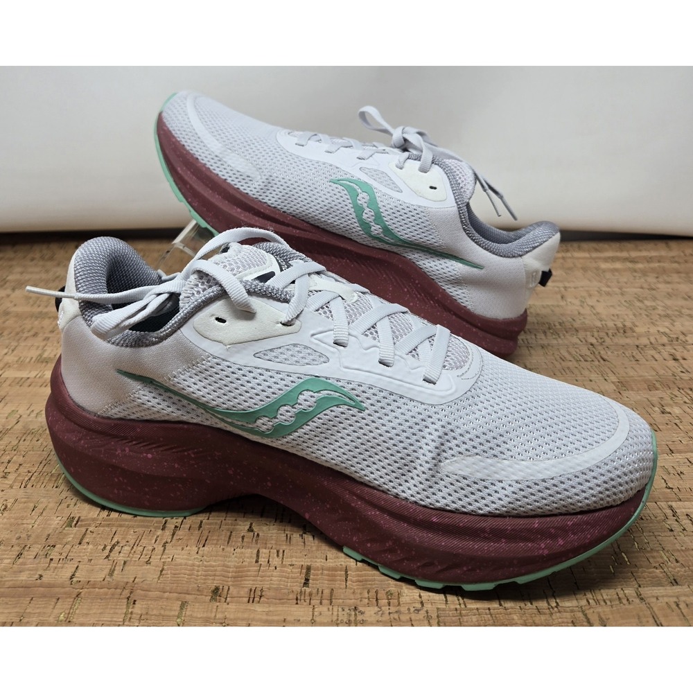 Saucony Shoes Womens 10 Axon 3 White Red Athletic Running Walking Sneakers - Picture 4 of 12